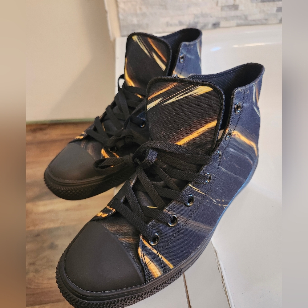 RAAD SHOP Hightops "Black Marble With Golden Veins" size 9